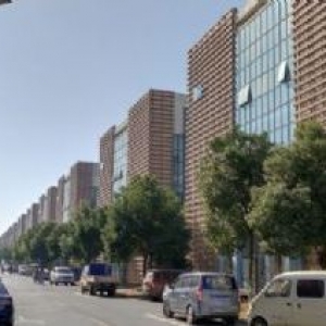 砖混结构 钢结构带航车 仓库 出租中 赠送免租期