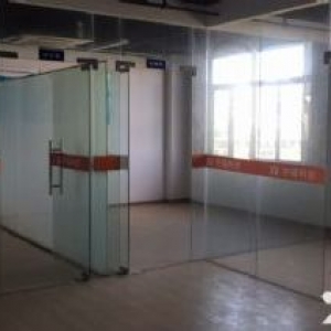 精装修实惠的办公室哪里找？来这直接拎包入住